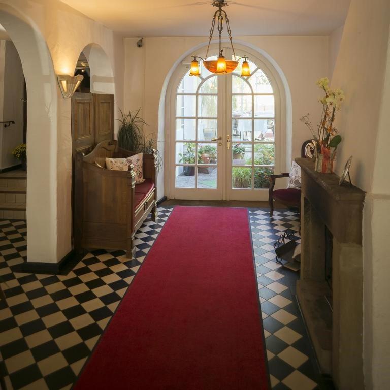 Hotel Altes Pfarrhaus Beaumarais Saarlouis Exterior photo
